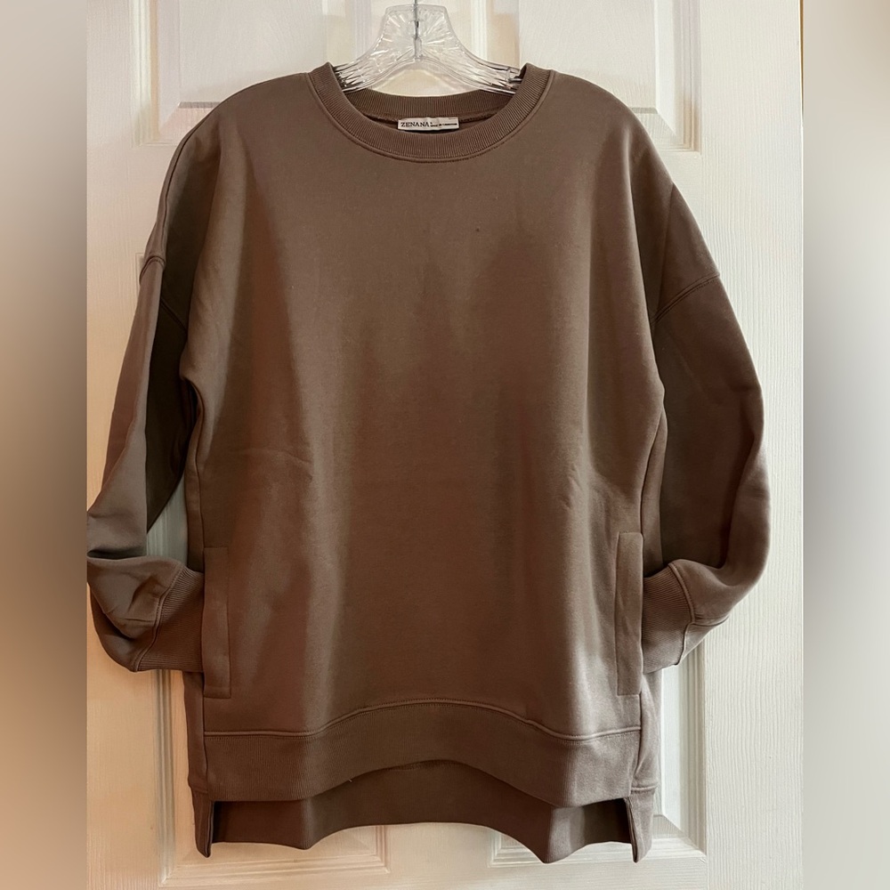 Zenana/women’s NWOT Cocoa Boyfriend Crewneck Top Size S - Picture 4 of 7